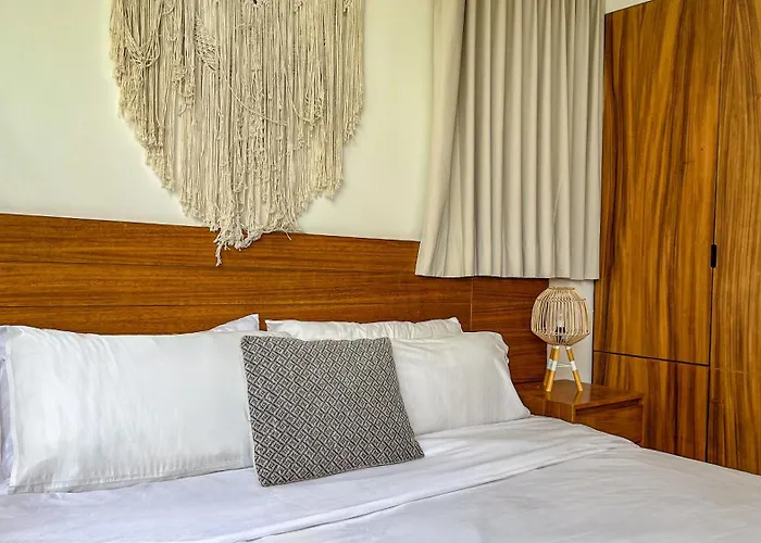 Amaka Calma By Cercana Hotel