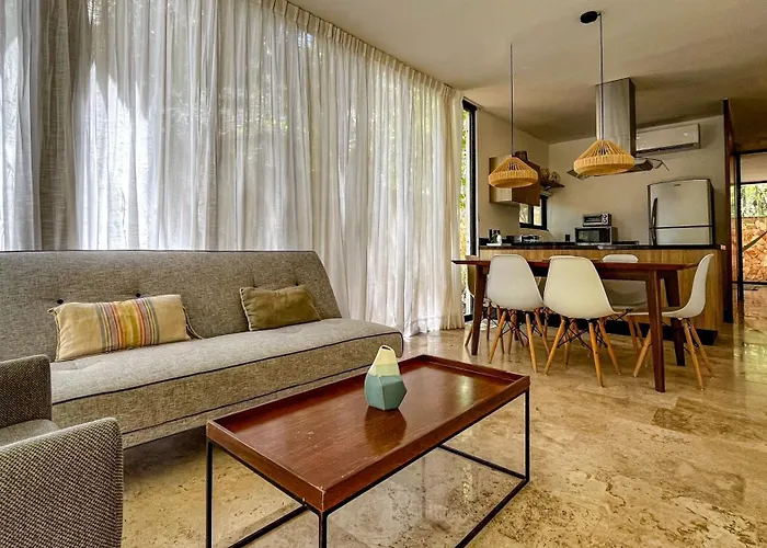 Hotel Amaka Calma By Cercana 4*